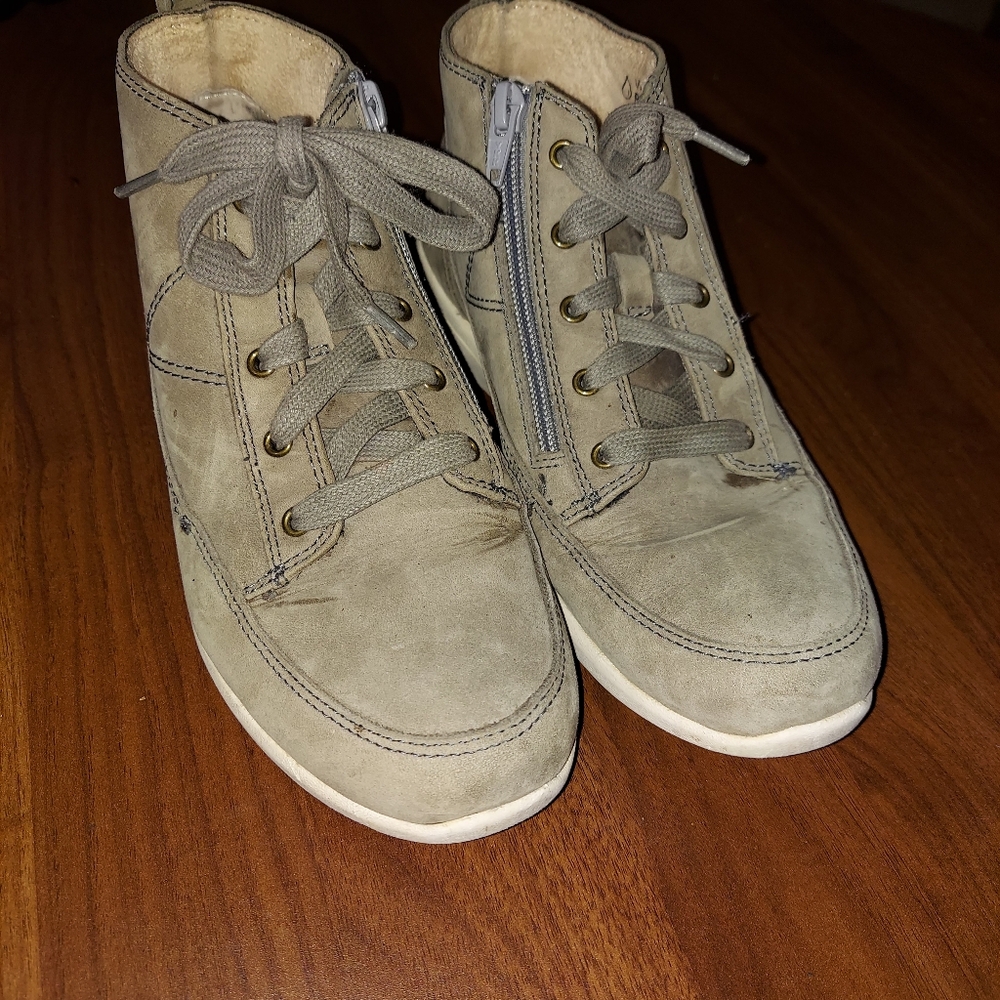 Vionic Shawne Slate Gray 6 Sneaker Nubuck Work Errands Date Night